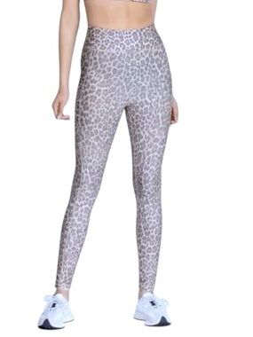 Johnny Was Calme Pink Gray Leopard Pocket Legging